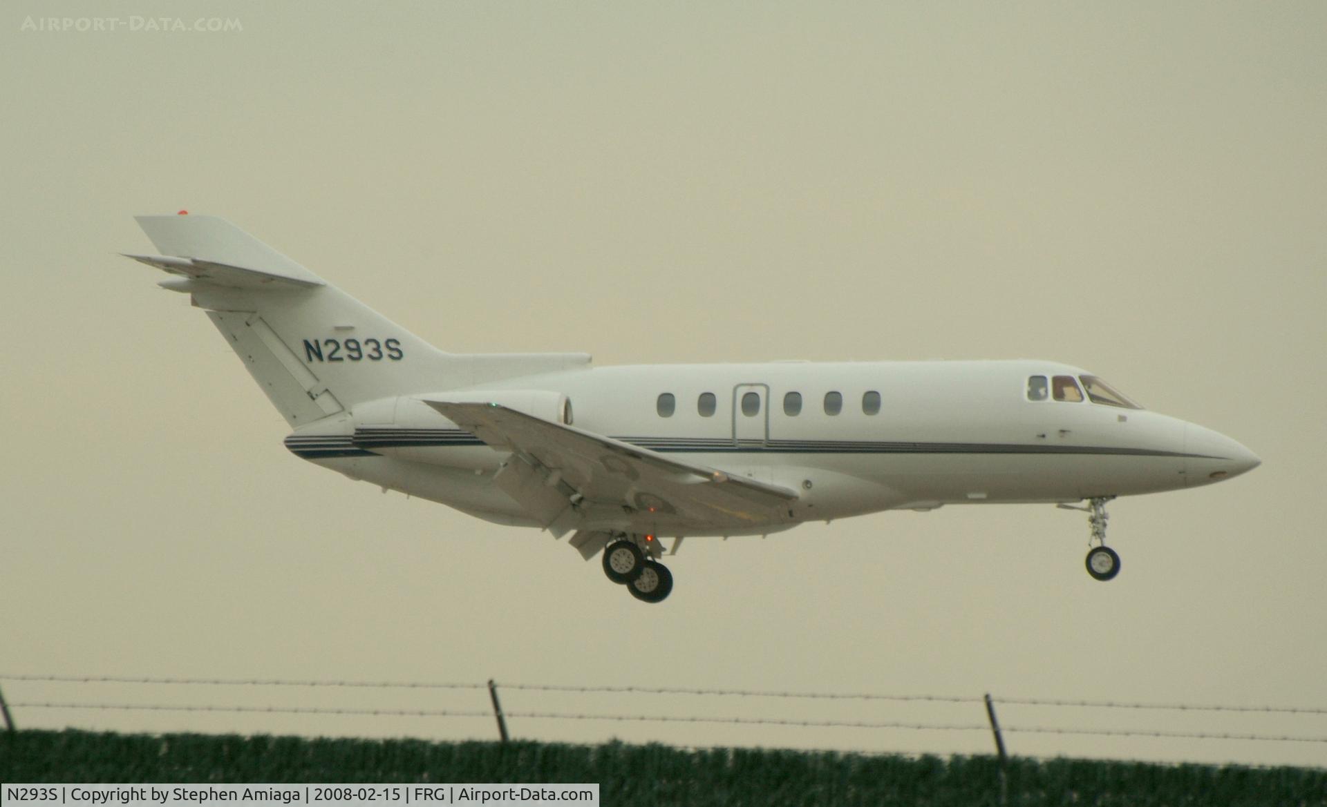 N293S, 2002 Raytheon Hawker 800XP C/N 258572, Short Final for 19