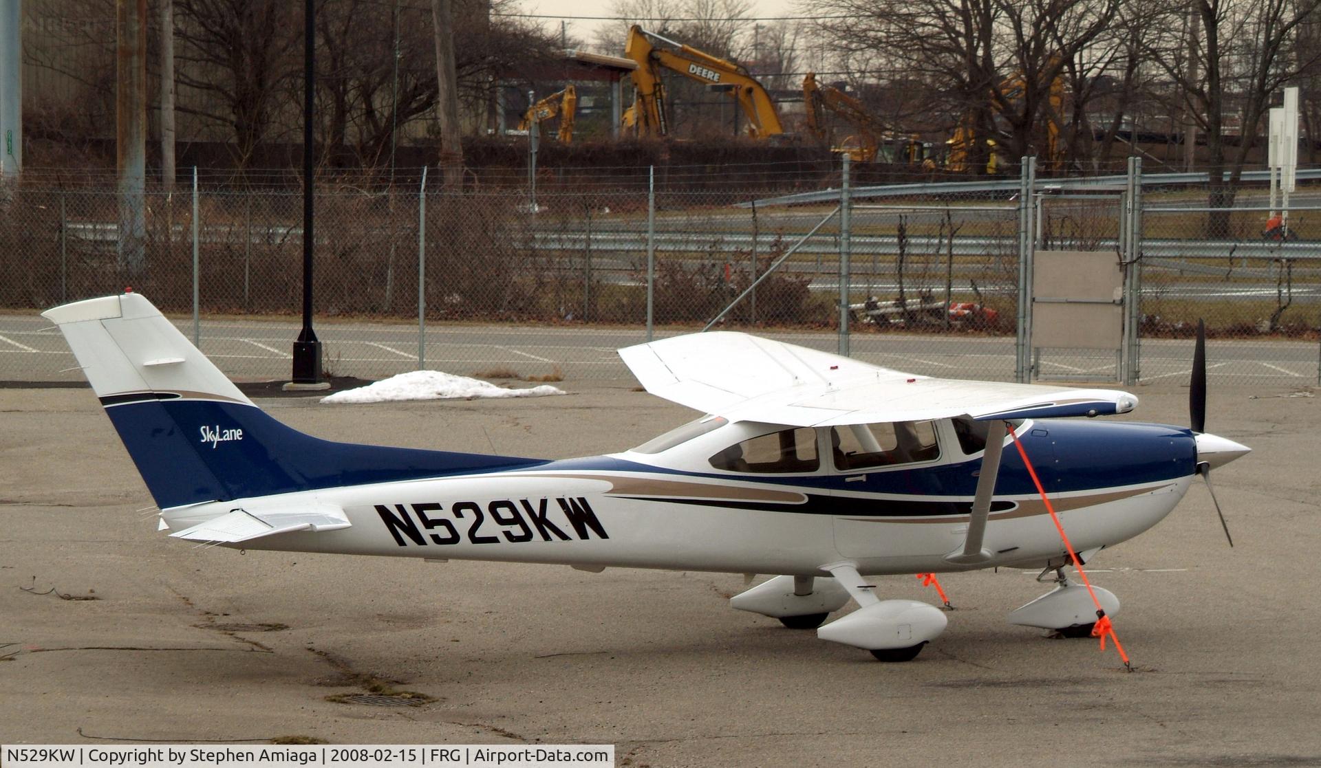 N529KW, 2004 Cessna 182T Skylane C/N 18281364, At the self Serve Pumps