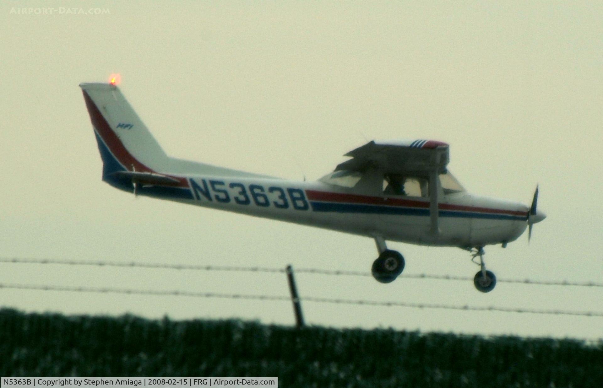 N5363B, 1979 Cessna 152 C/N 15283848, Short Final for 19