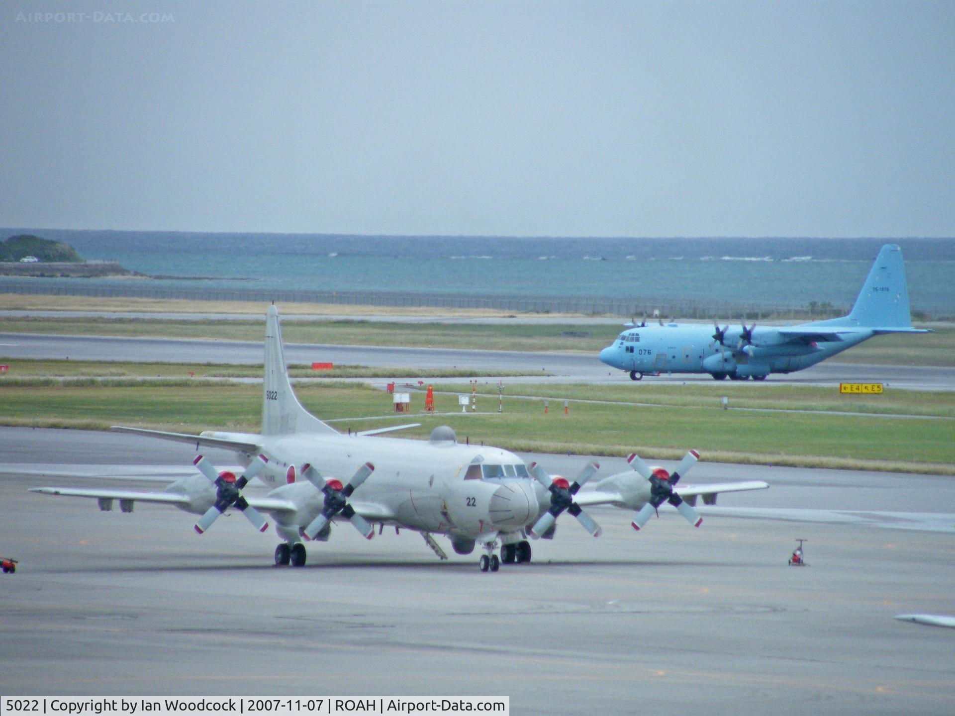 5022, Lockheed P-3C Orion C/N 9019, Lockheed P-3C/Naha (with C-130H 75-1076 taxying in)