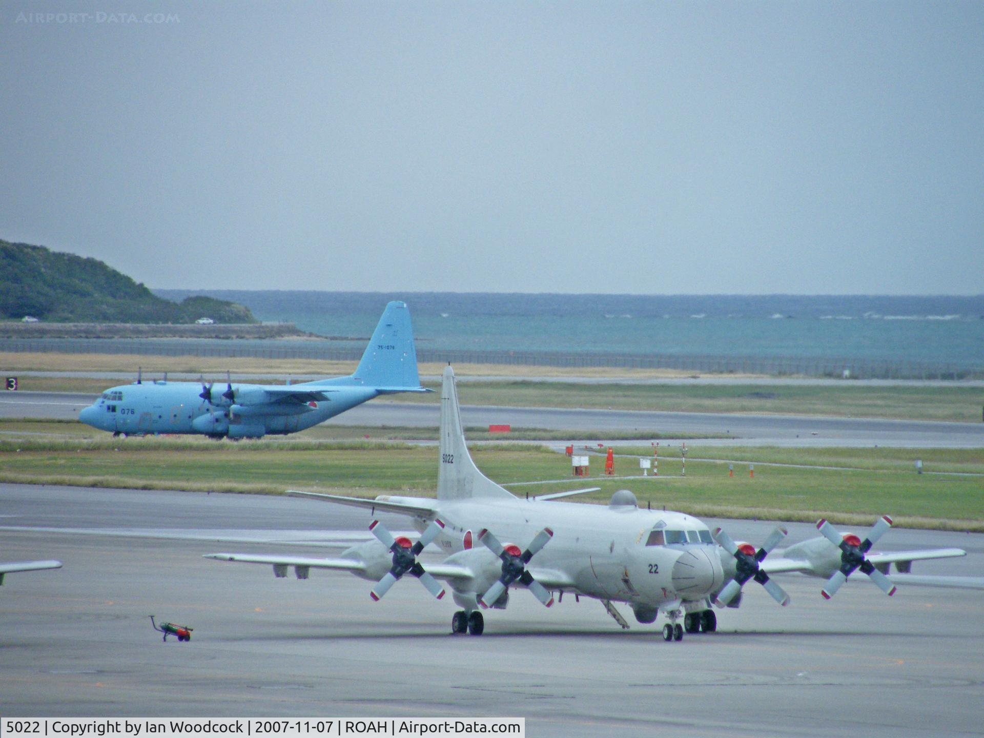 5022, Lockheed P-3C Orion C/N 9019, Lockheed P-3C/Naha (with C-130H 75-1076 taxying in)