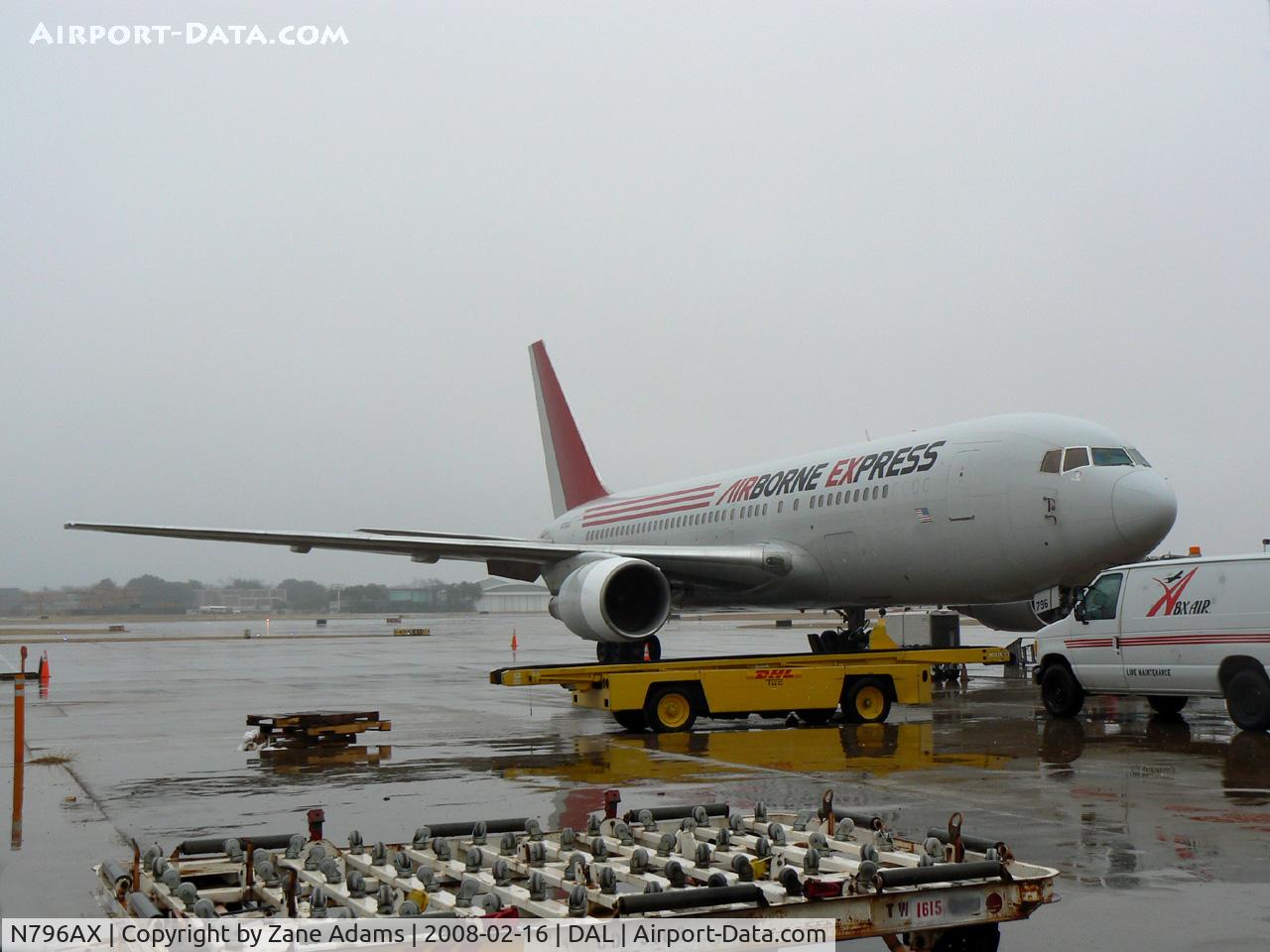 N796AX, 1985 Boeing 767-281 C/N 23146, Airborne Express - in the rain at Love Field, Dallas, TX