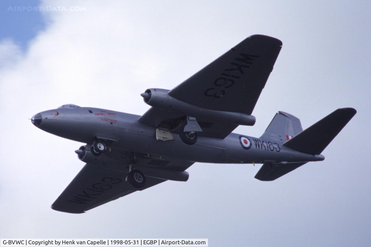 G-BVWC, 1955 English Electric Canberra B.2 C/N EEP71399, Canberra B2 WK163 on finals at Kemble airfield, UK