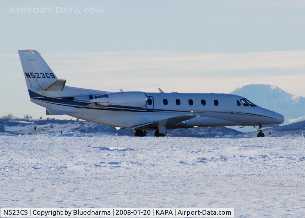 N523CS, 2004 Cessna 560XLS Citation Excel C/N 560-5507, Position and Hold for 17L.