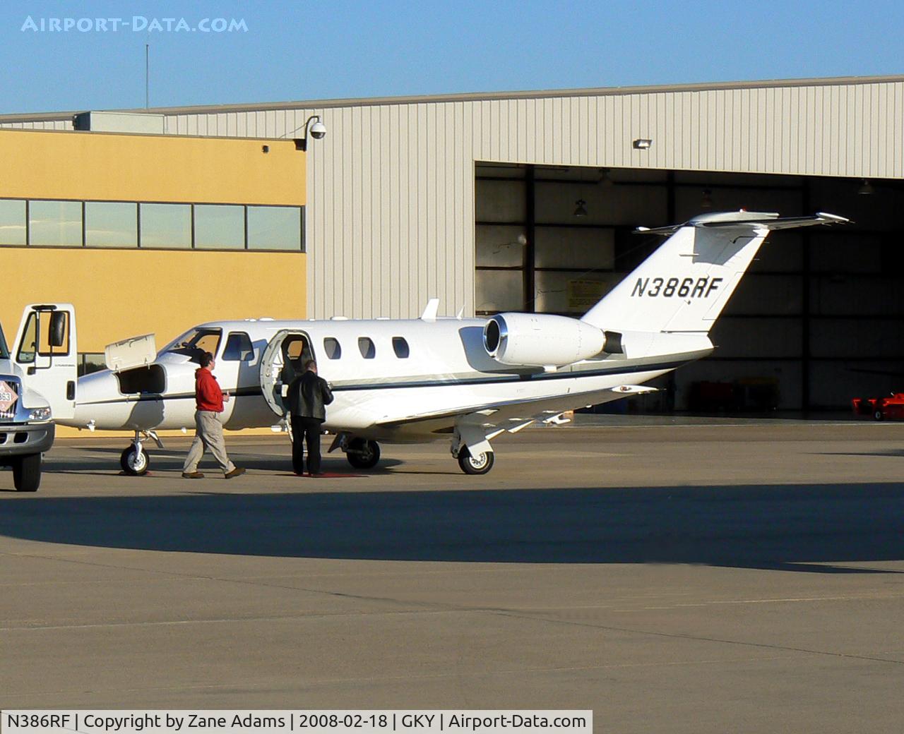 N386RF, 2000 Cessna 525 C/N 525-0386, At Arlington Municipal