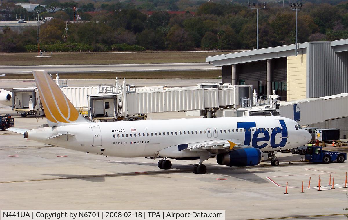 N441UA, 1997 Airbus A320-232 C/N 751, at gate
