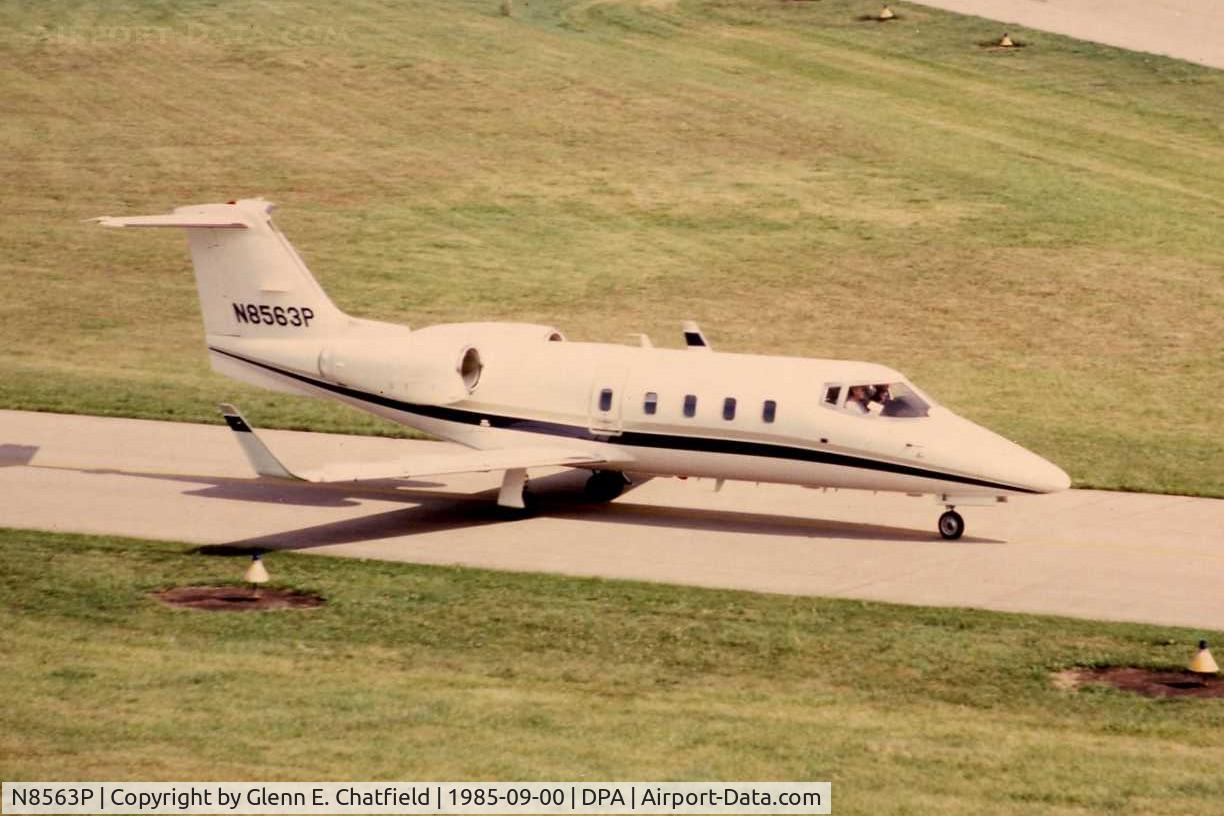 N8563P, 1982 Gates Learjet 55 C/N 063, Photo taken for aircraft recognition training.  Learjet 55 taxiing past the control tower.