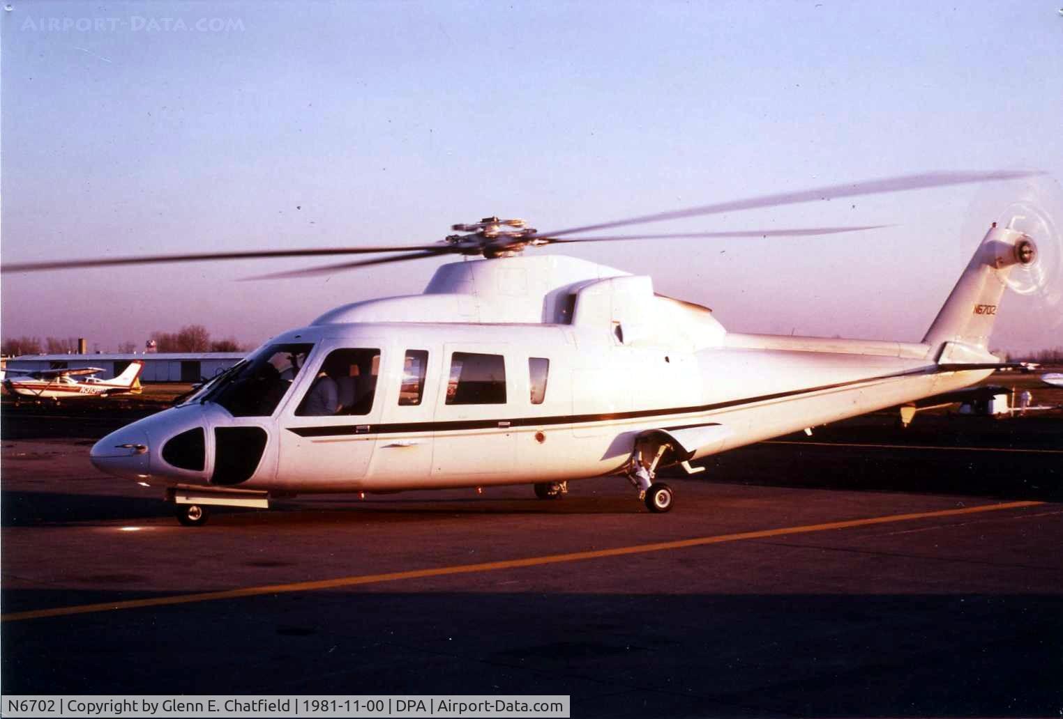 N6702, Sikorsky S-76A C/N 760053, Photo taken for aircraft recognition training.  Sears Roebuck, became N176JW and now PP-MAY