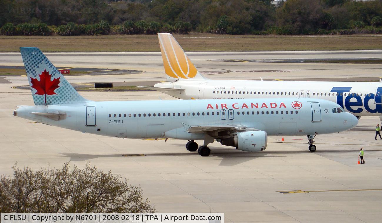 C-FLSU, 1992 Airbus A320-211 C/N 309, Pulling up to the gate