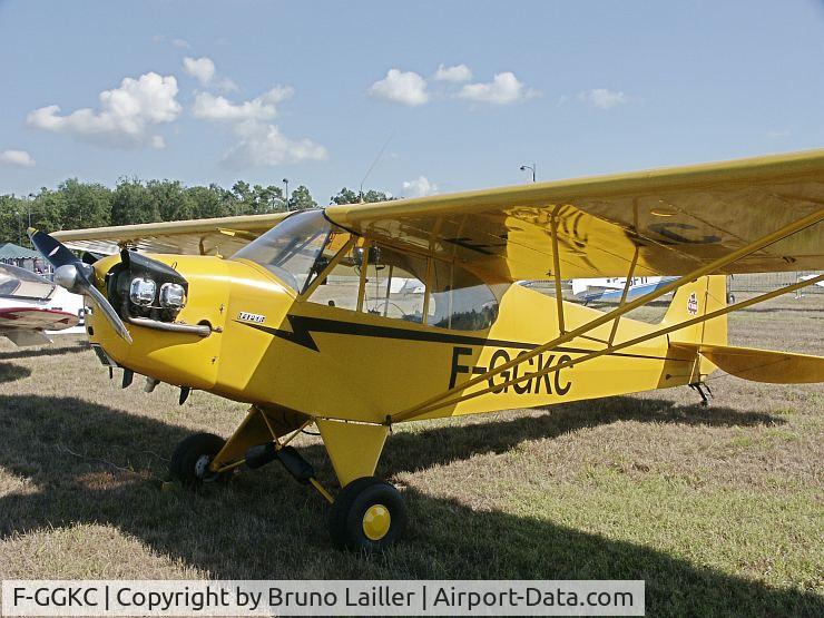 F-GGKC, 1940 Piper J3C-65 Cub Cub C/N 5037, Marce (Angers airport) 2003