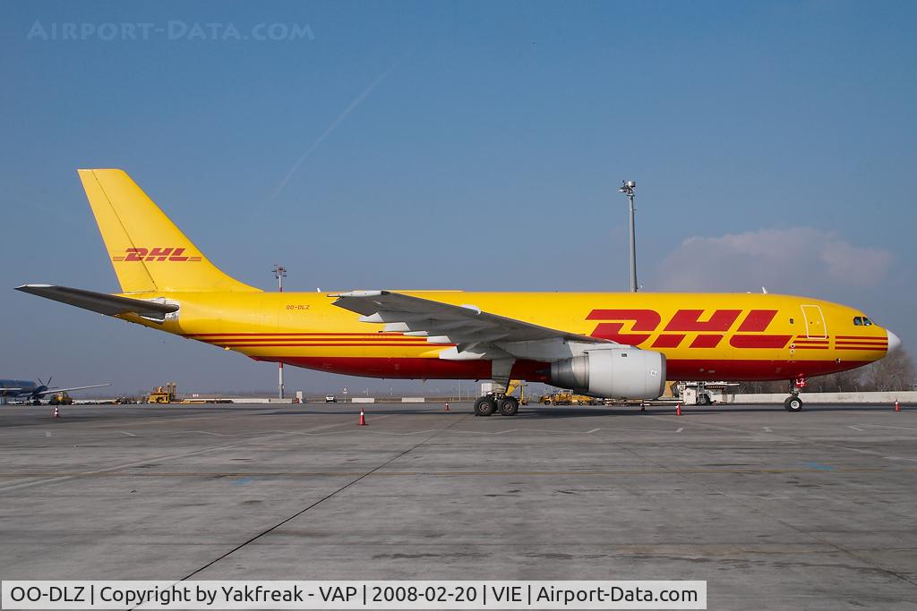OO-DLZ, 1982 Airbus A300B4-203(F) C/N 219, European Air Transport Airbus A300 in DHL colors