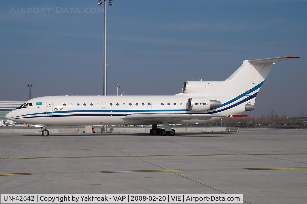UN-42642, 1991 Yakovlev Yak-42D C/N 4520423116650, Excellent Glide Yakovlev 42