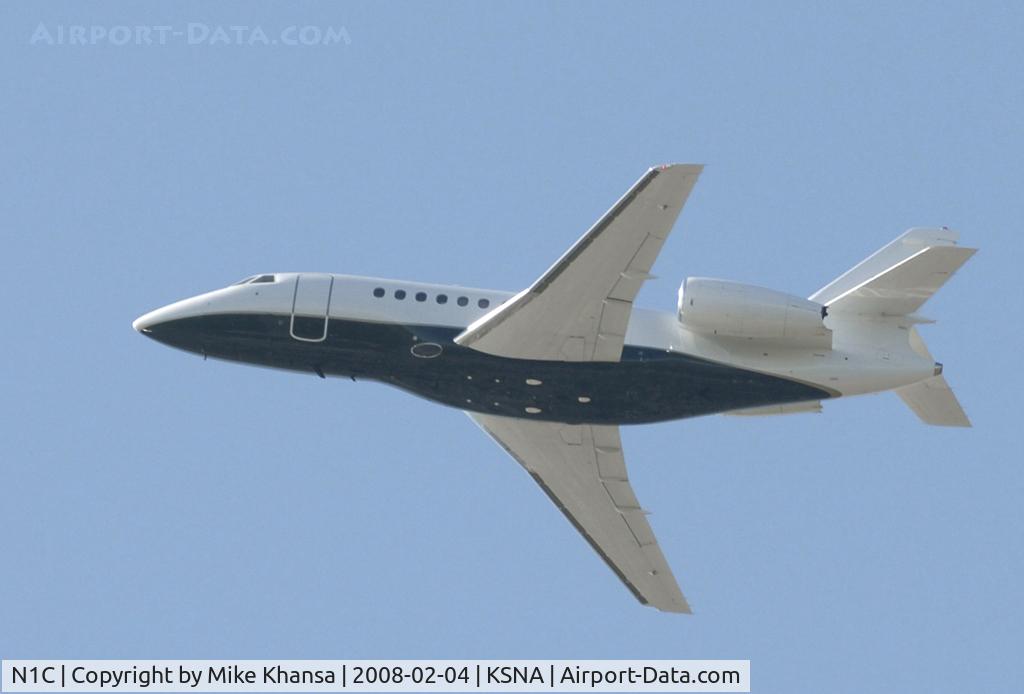 N1C, 1996 Dassault Falcon 2000 C/N 40, Dassault Falcon 2000 blasting off on a beautiful day