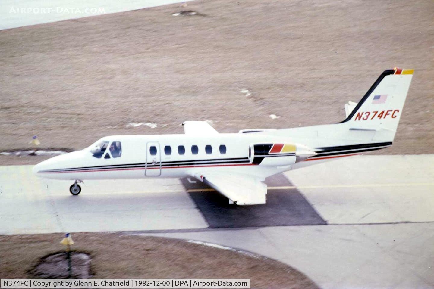 N374FC, 1982 Cessna 550 C/N 550-0340, Photo taken for aircraft recognition training.  Cessna Citation 550 taxiing by the control tower