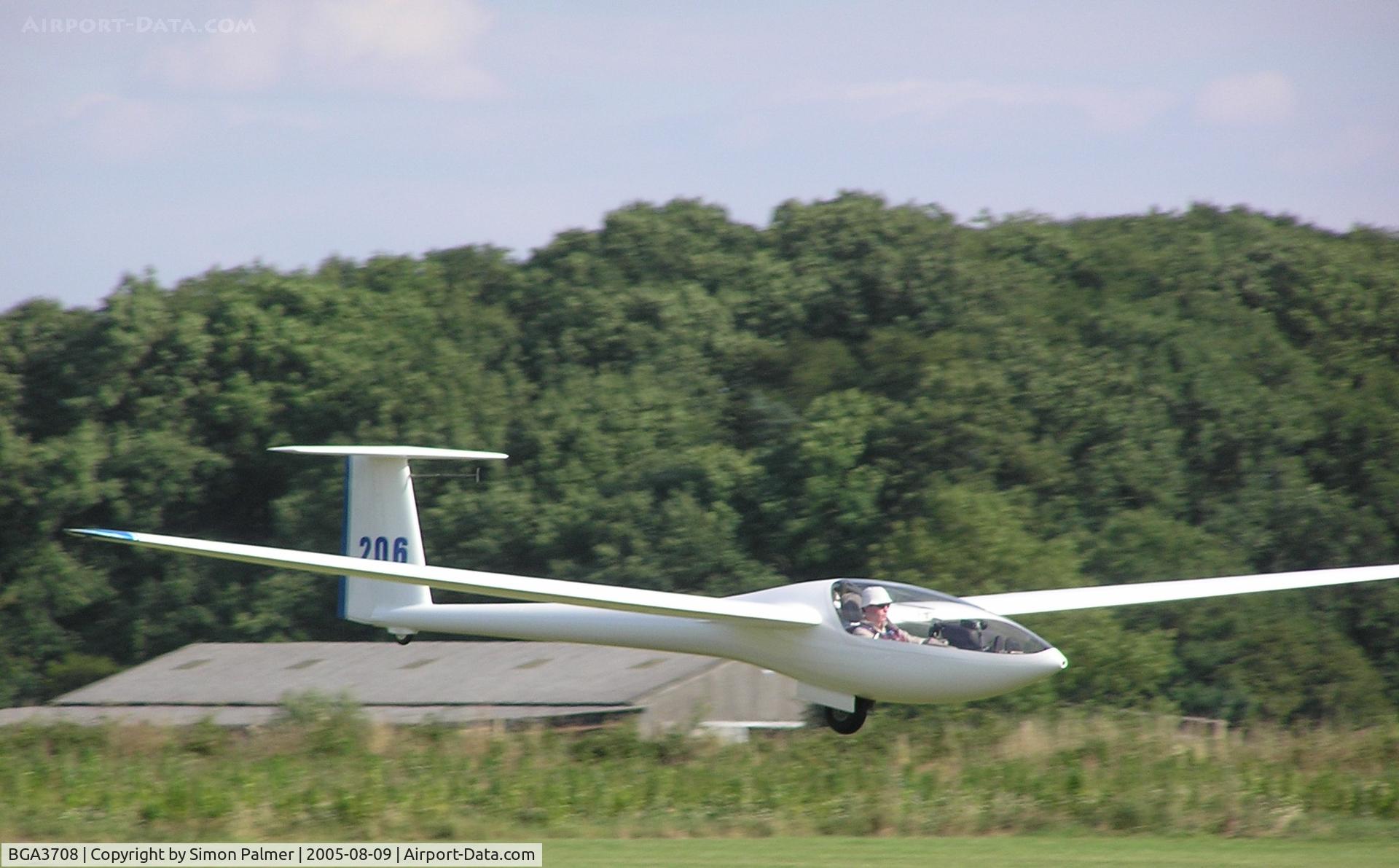 BGA3708, Glaser-Dirks DG-300 Club Elan C/N 3E389C58, Glaser-Dirks DG-300 Club Elan at Husbands Bosworth