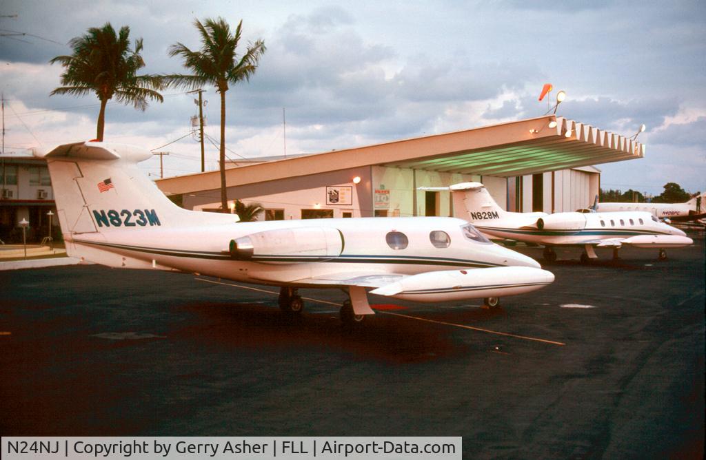 N24NJ, 1966 Learjet Inc 24 C/N 24-050, This Lear was N828M between 1969 & 1979, when it was changed to 823M. Operated by Kendavis Industries Intl out of FTW under both these registrations