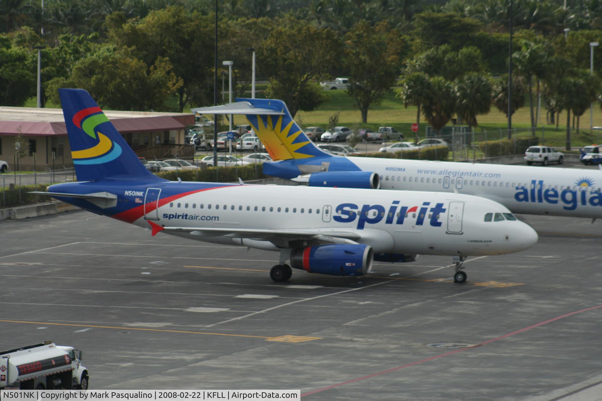 N501NK, 2005 Airbus A319-132 C/N 2424, Airbus A319