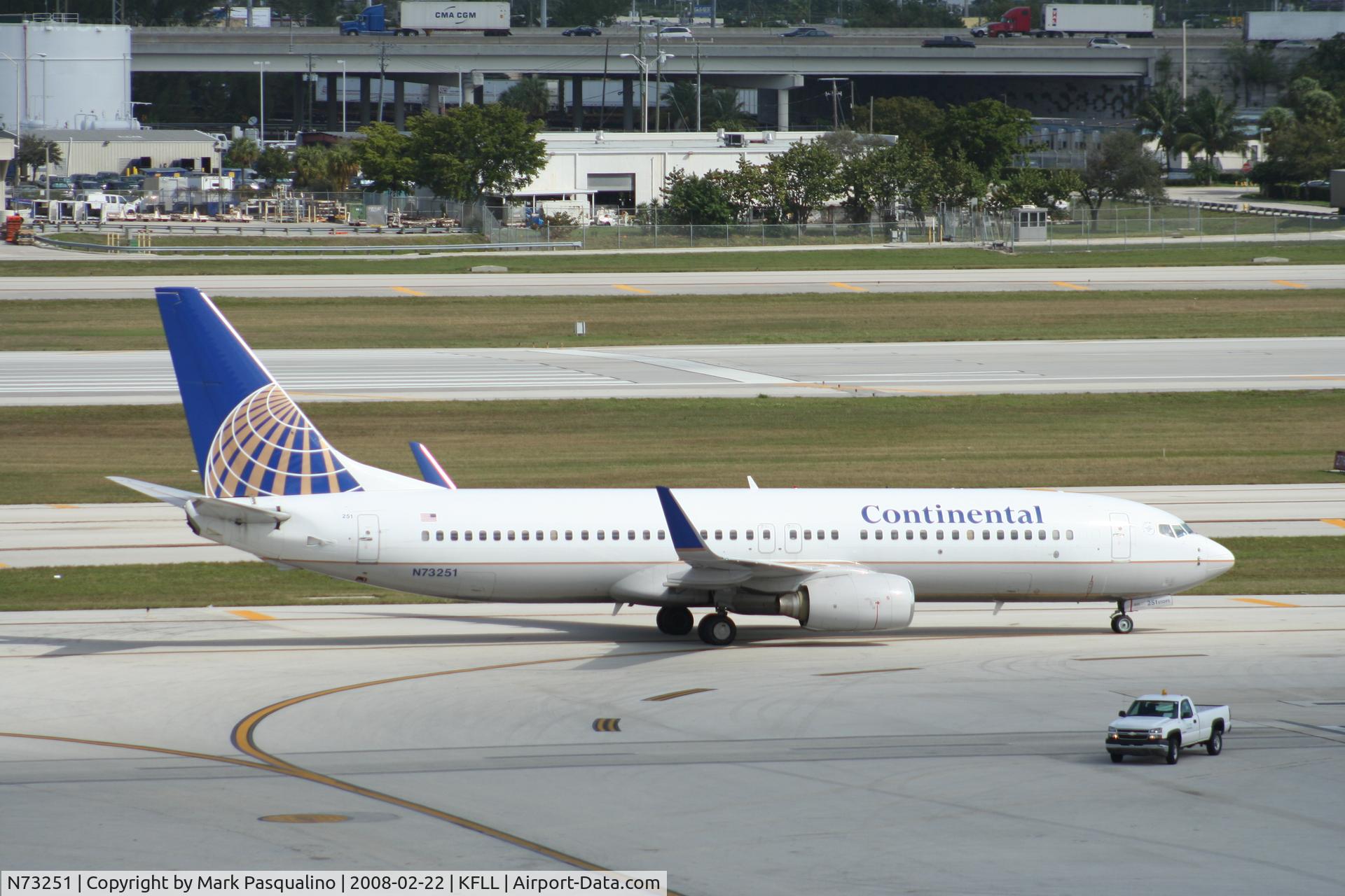 N73251, 2000 Boeing 737-824 C/N 30582, Boeing 737-800