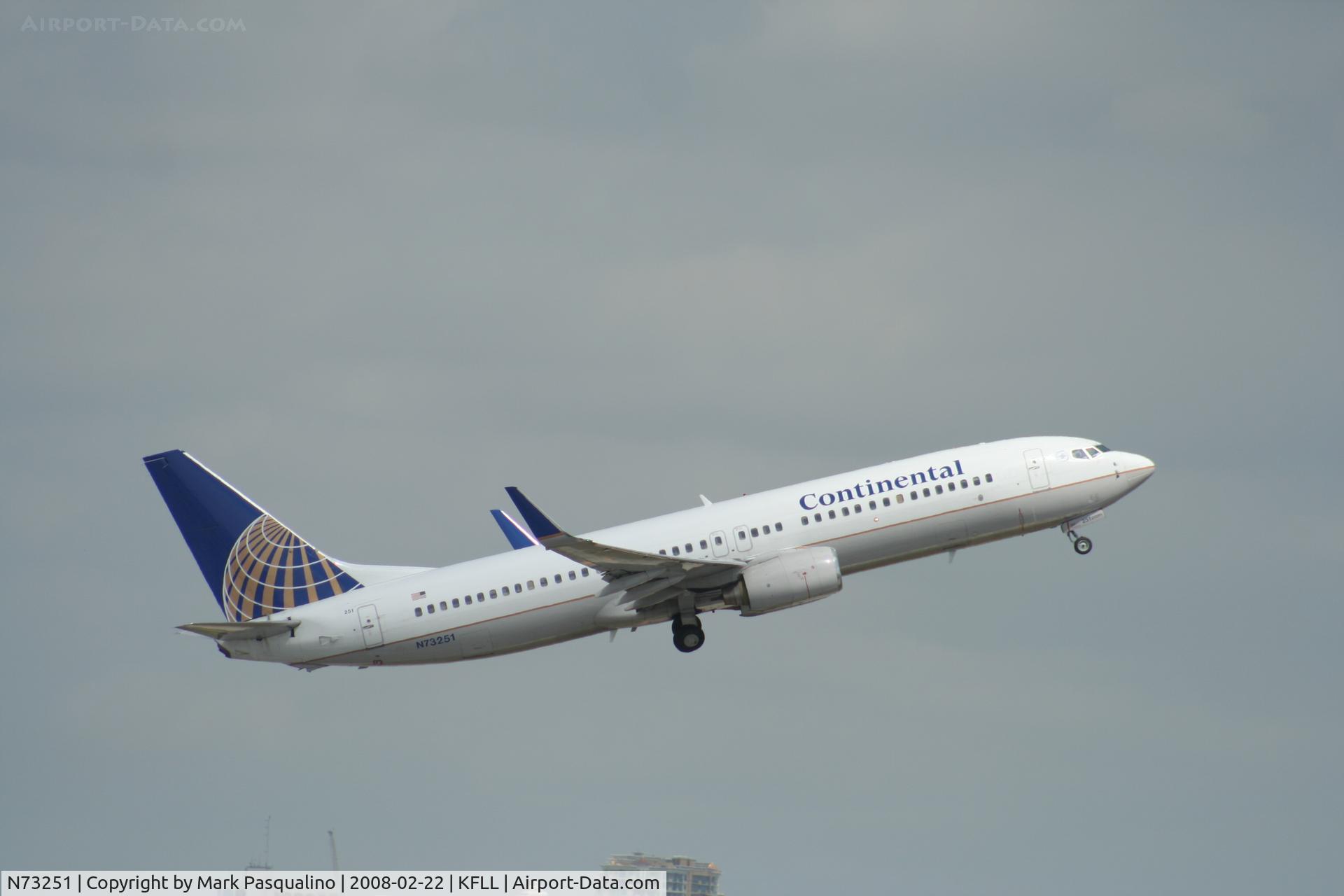 N73251, 2000 Boeing 737-824 C/N 30582, Boeing 737-800