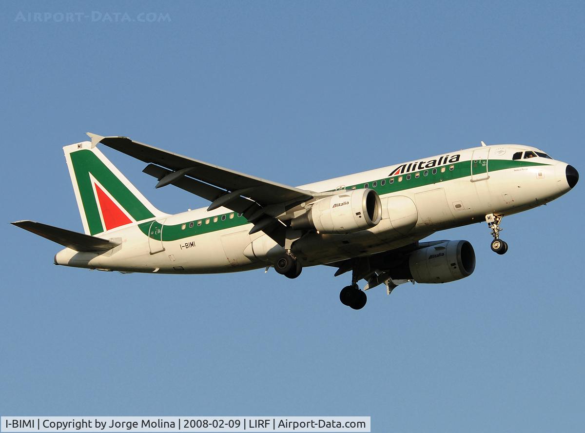 I-BIMI, 2002 Airbus A319-112 C/N 1745, Clear to land RWY 16L.