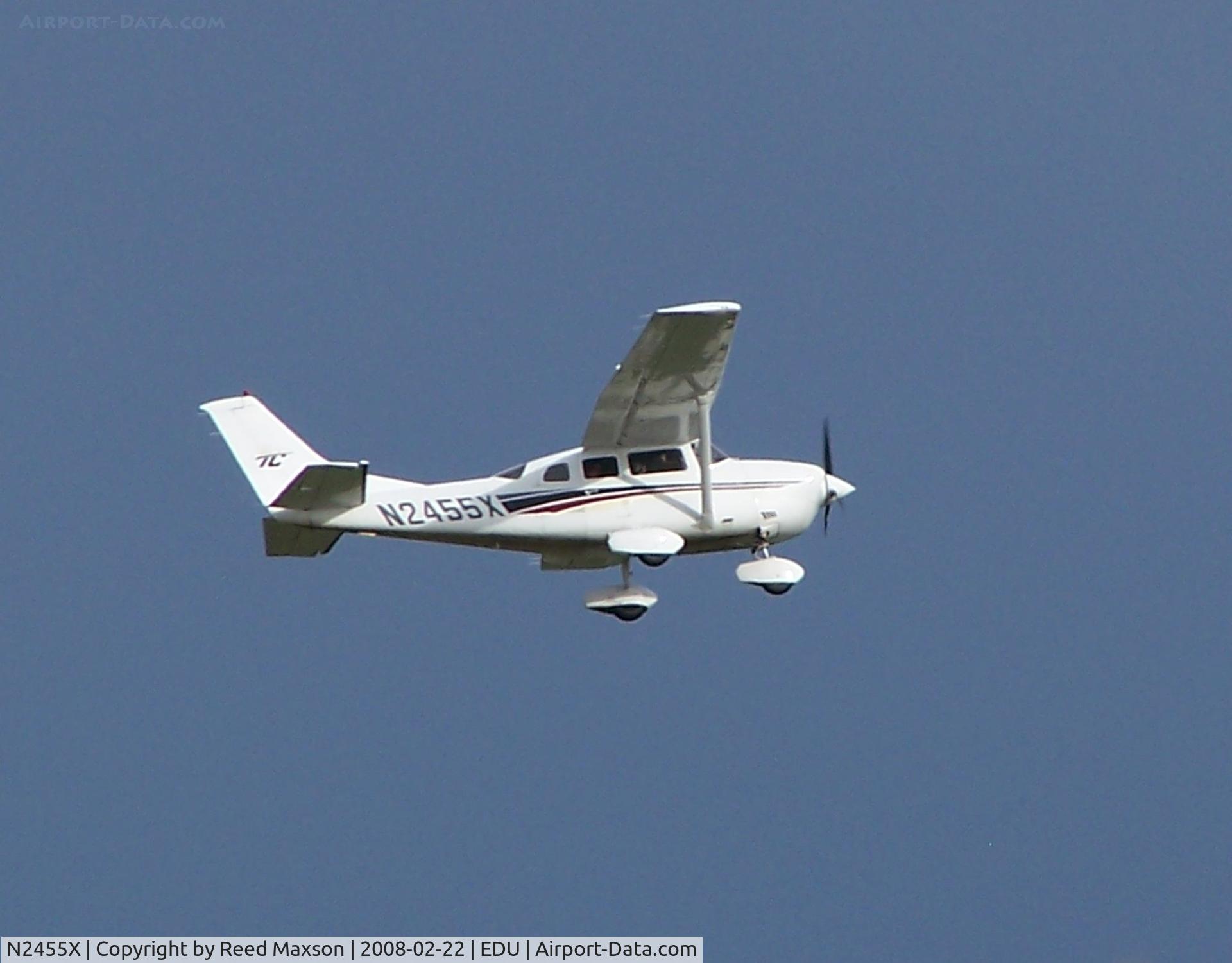 N2455X, 1999 Cessna T206H Turbo Stationair C/N T20608121, Cessna departing University Airport, Davis, CA