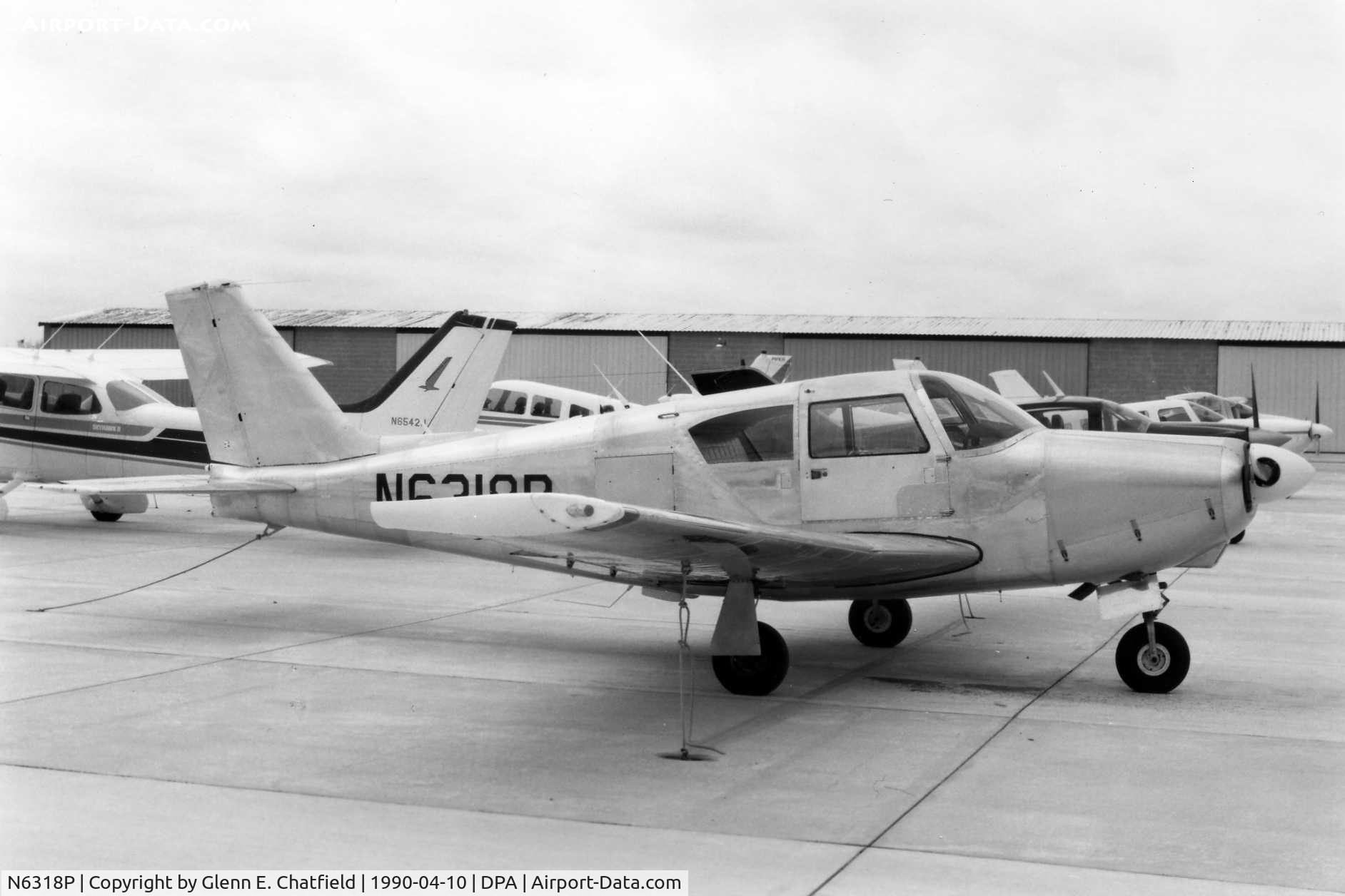 N6318P, 1959 Piper PA-24 Comanche C/N 24-1428, Photo taken for aircraft recognition training.  Parked at Joliet Avionics