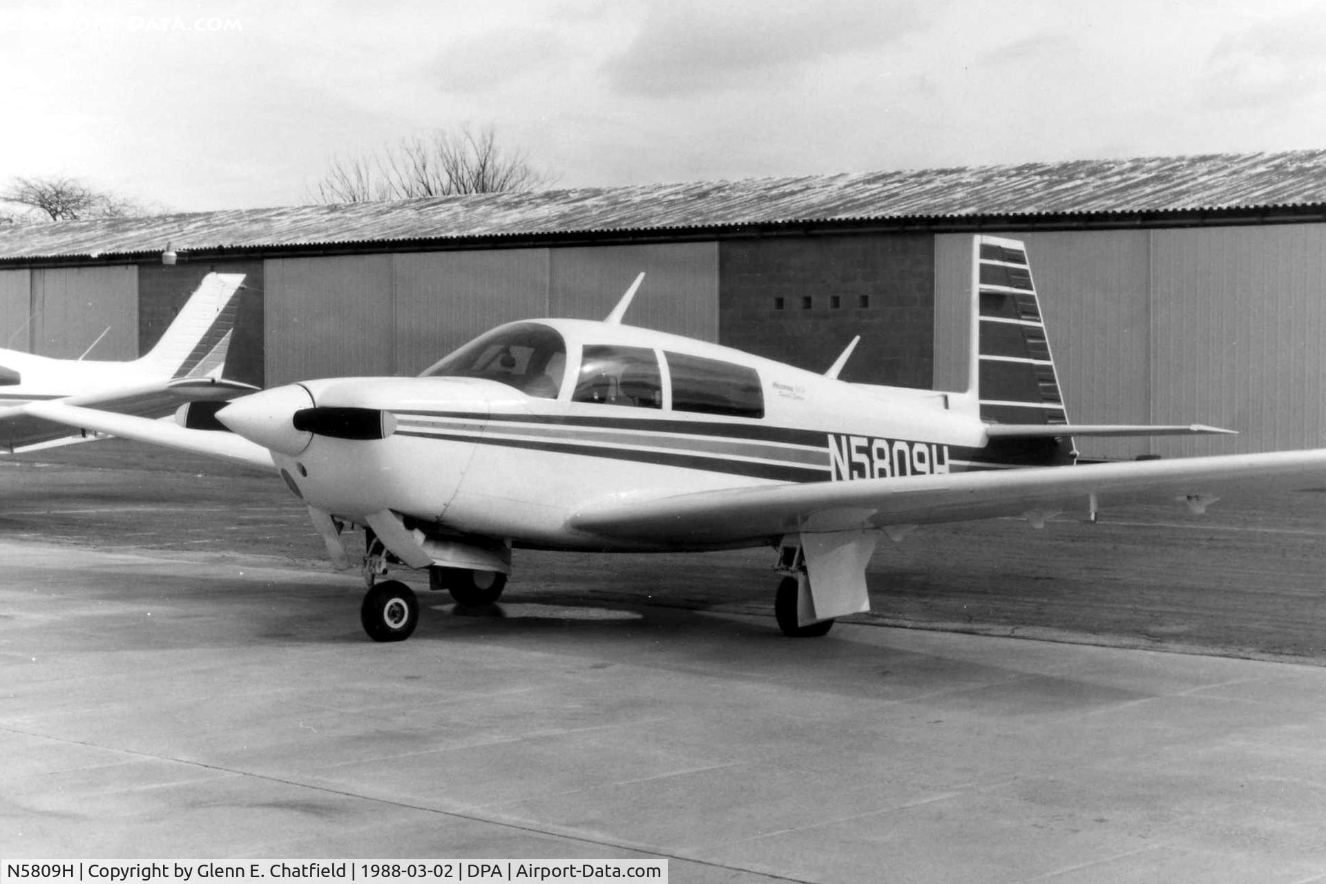 N5809H, 1985 Mooney M20J 201 C/N 24-1553, Photo taken for aircraft recognition training.  Mooney 201
