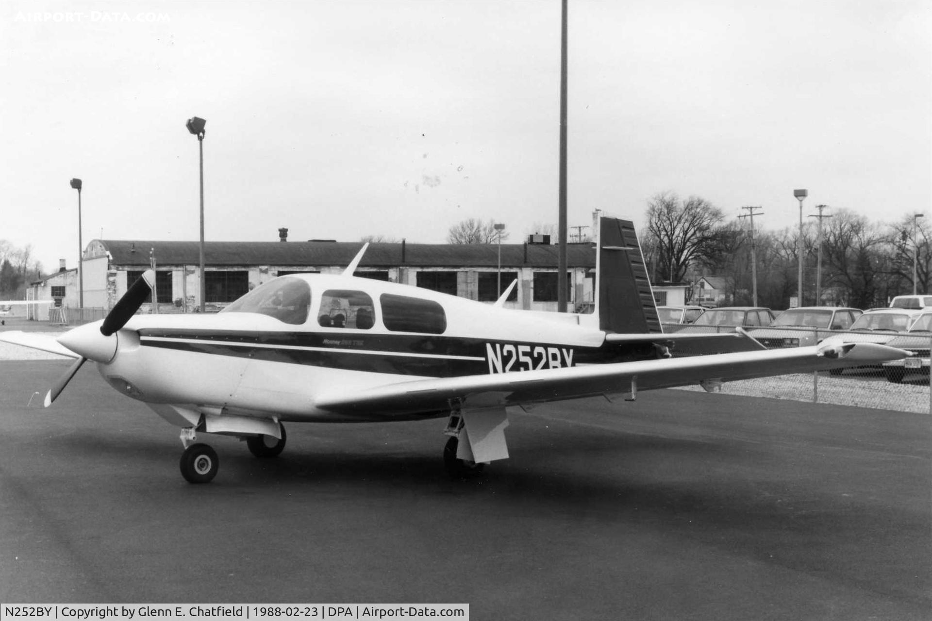 N252BY, Mooney M20K (252 TSE) C/N 25-1162, Photo taken for aircraft recognition training.  Mooney 252