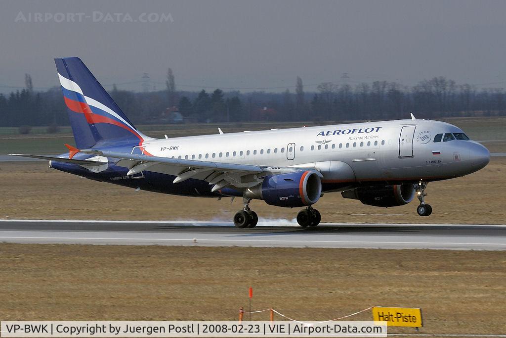 VP-BWK, 2004 Airbus A319-111 C/N 2222, 2004 Airbus A319-111