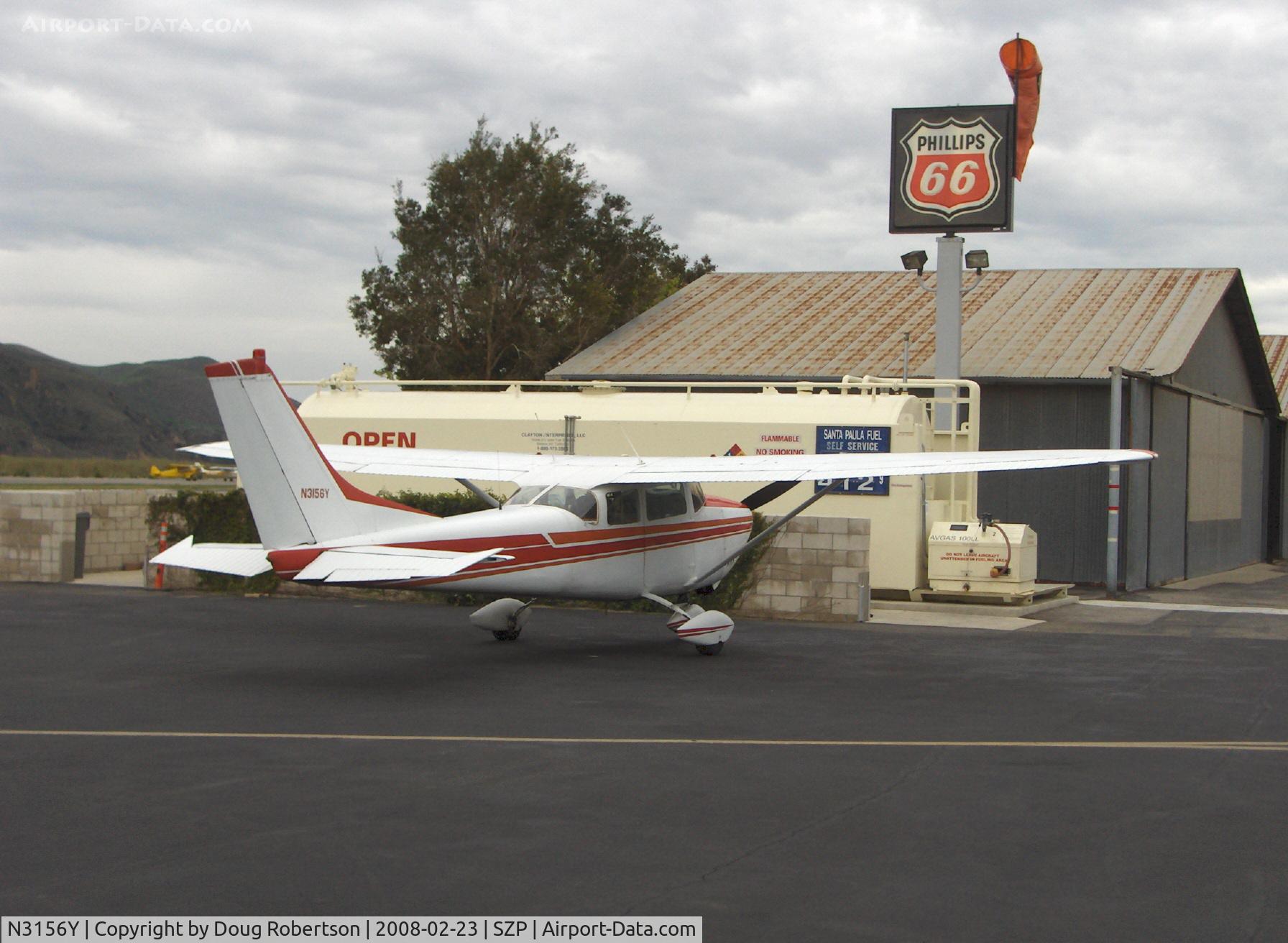 N3156Y, 1962 Cessna 182E Skylane C/N 18254156, 1962 Cessna 182E SKYLANE, Continental O-470-S 230 Hp, refueling