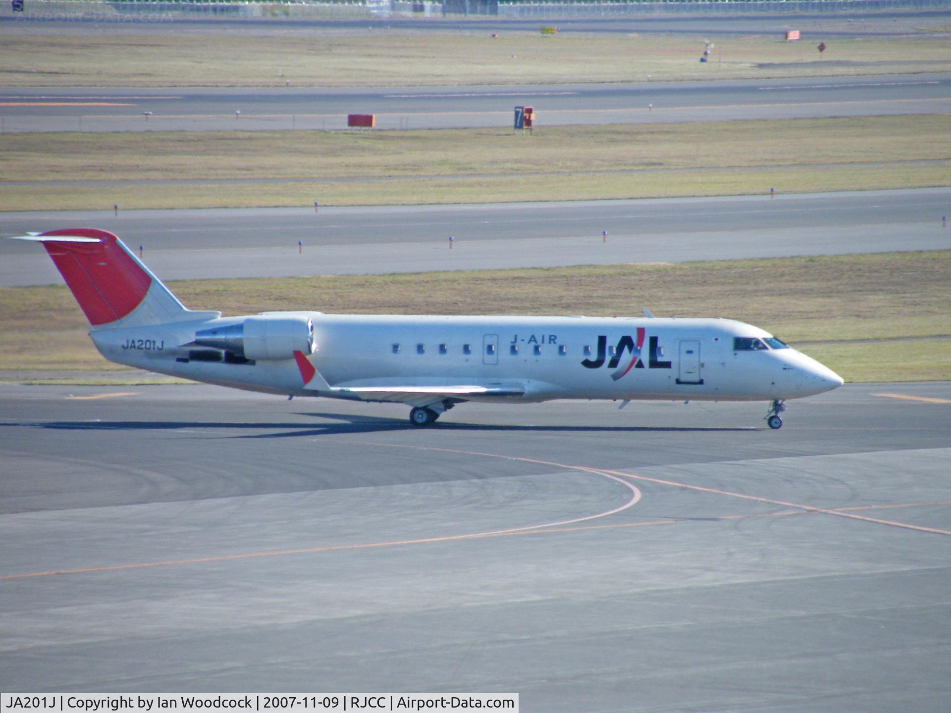 JA201J, 2000 Bombardier CRJ-200 (CL-600-2B19) C/N 7452, CRJ 200ER/J-Air/Chitose