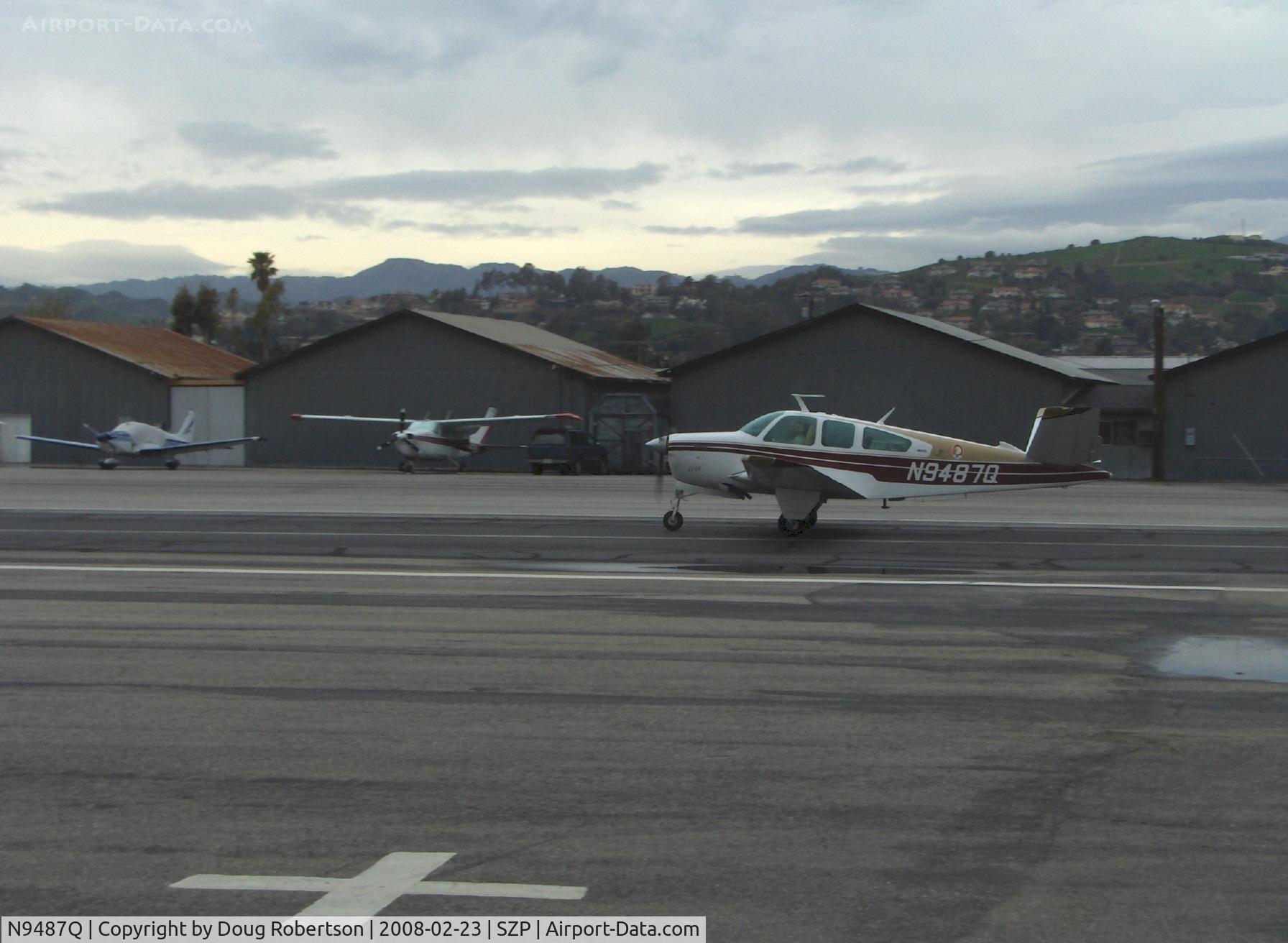 N9487Q, 1972 Beech V35B Bonanza C/N D-9333, 1972 Beech V35B BONANZA, Continental IO-520-B 285 Hp, takeoff roll Rwy 22