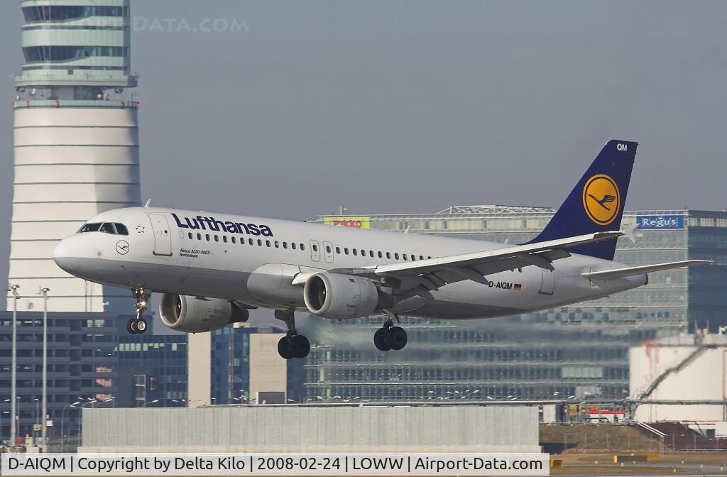 D-AIQM, 1991 Airbus A320-211 C/N 0268, Lufthansa  A320 on finale for rwy 16