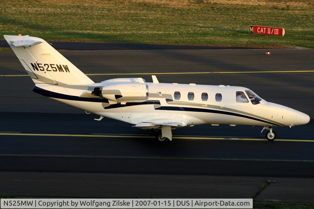 N525MW, 2000 Cessna 525 CitationJet CJ1 C/N 525-0370, visitor