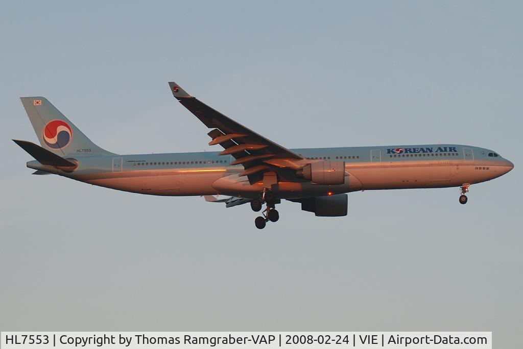 HL7553, 1999 Airbus A330-323 C/N 267, Korean Air Airbus A330-300