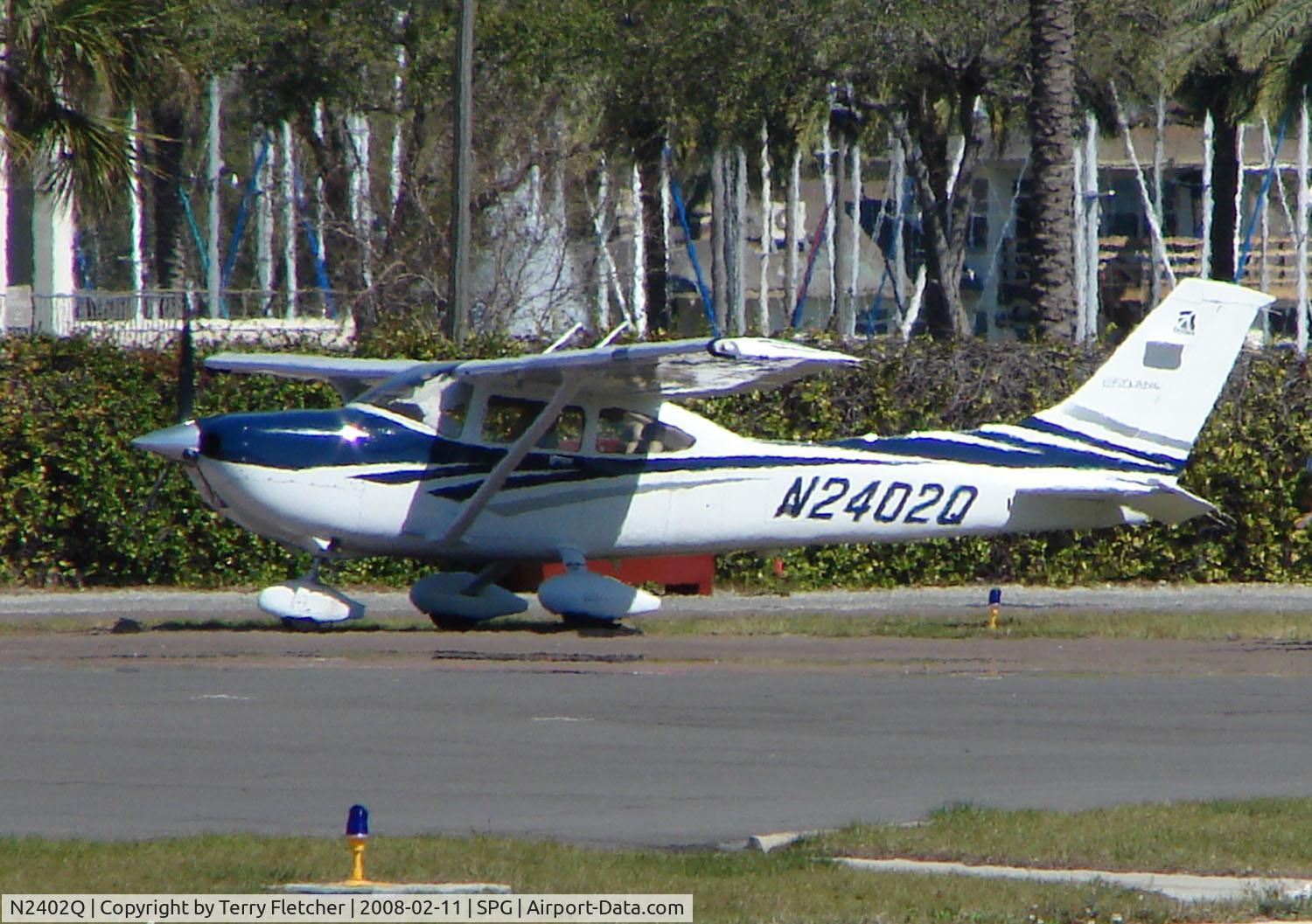 N2402Q, 2006 Cessna 182T Skylane C/N 18281756, part of the GA scene at Albert Whitted airport in St.Petersburg , Florida