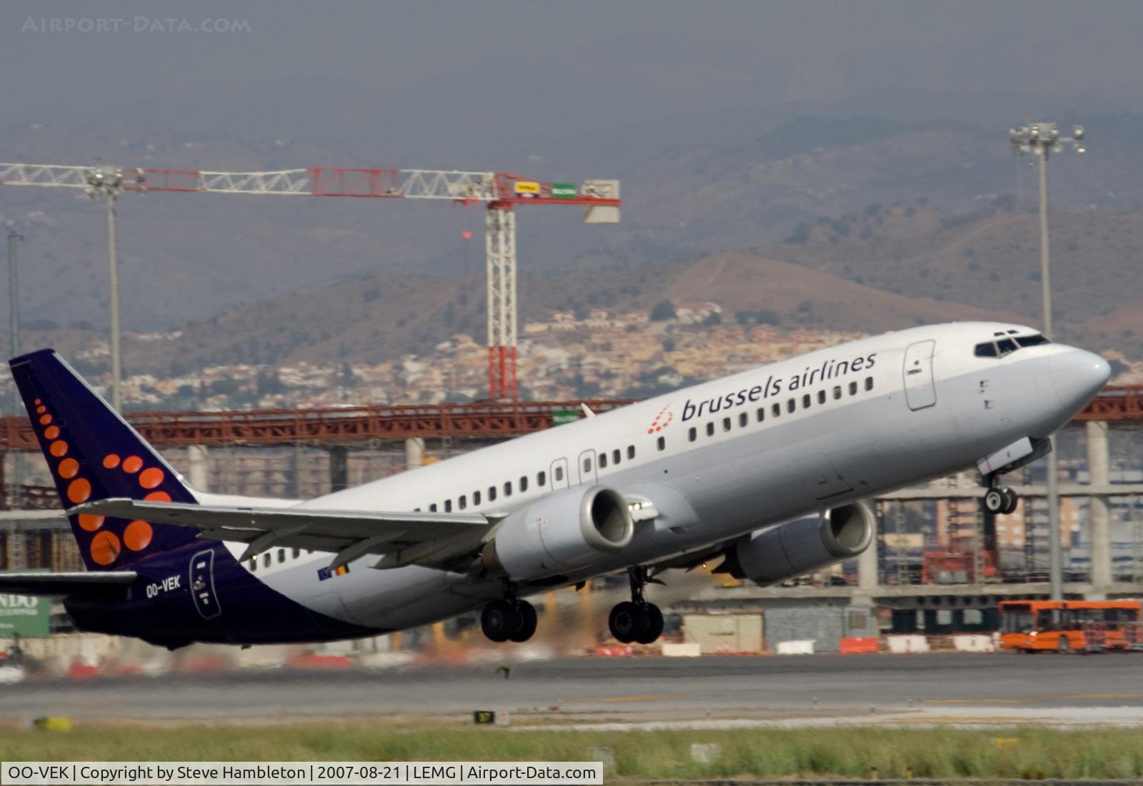 OO-VEK, 1989 Boeing 737-405 C/N 24270, Lifting off from Malaga