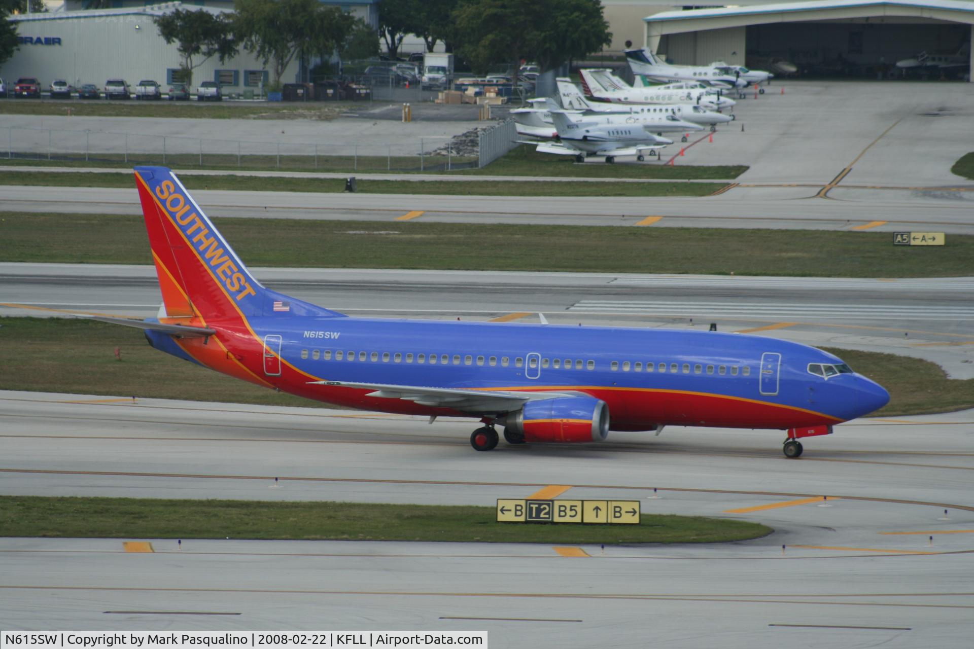 N615SW, 1995 Boeing 737-3H4 C/N 27698, Boeing 737-300