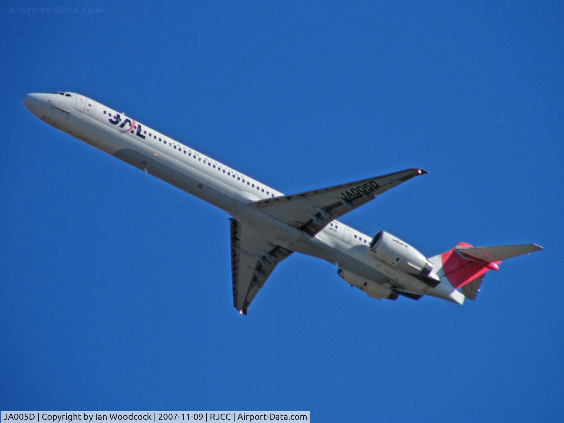 JA005D, 1998 McDonnell Douglas MD-90-30 C/N 53359, McDonnell Douglas MD-90-30/JAL/Chitose