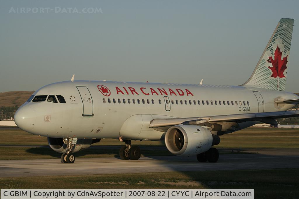 C-GBIM, 1998 Airbus A319-114 C/N 840, Taxiing on Foxtrot to Rwy 28