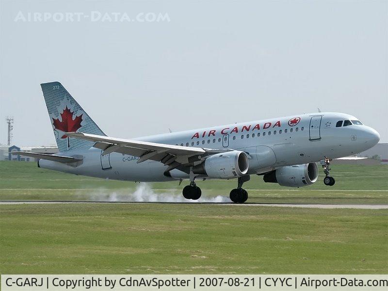 C-GARJ, 1997 Airbus A319-114 C/N 752, Smoke show touching down on Rwy 28