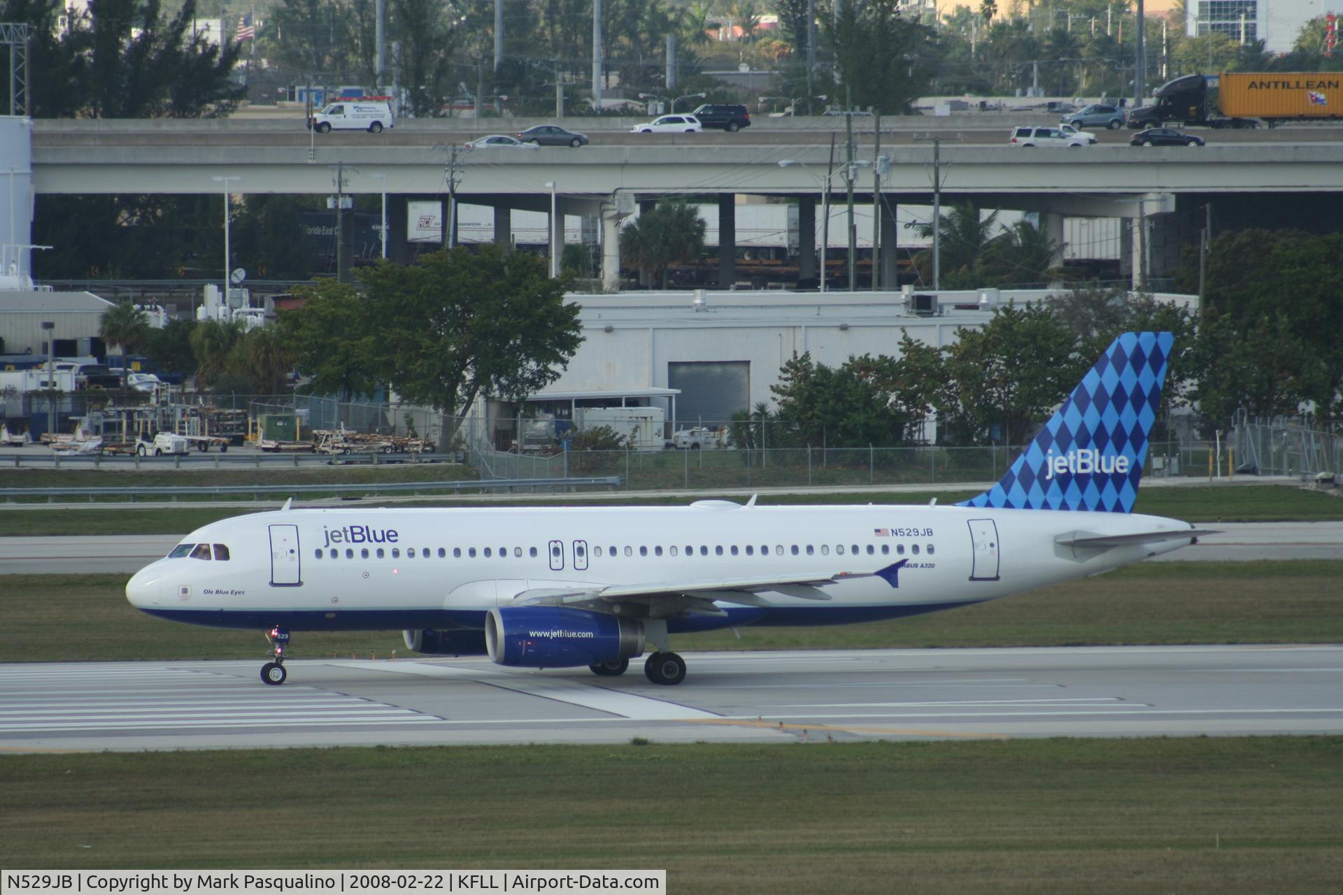 N529JB, 2001 Airbus A320-232 C/N 1610, Airbus A320