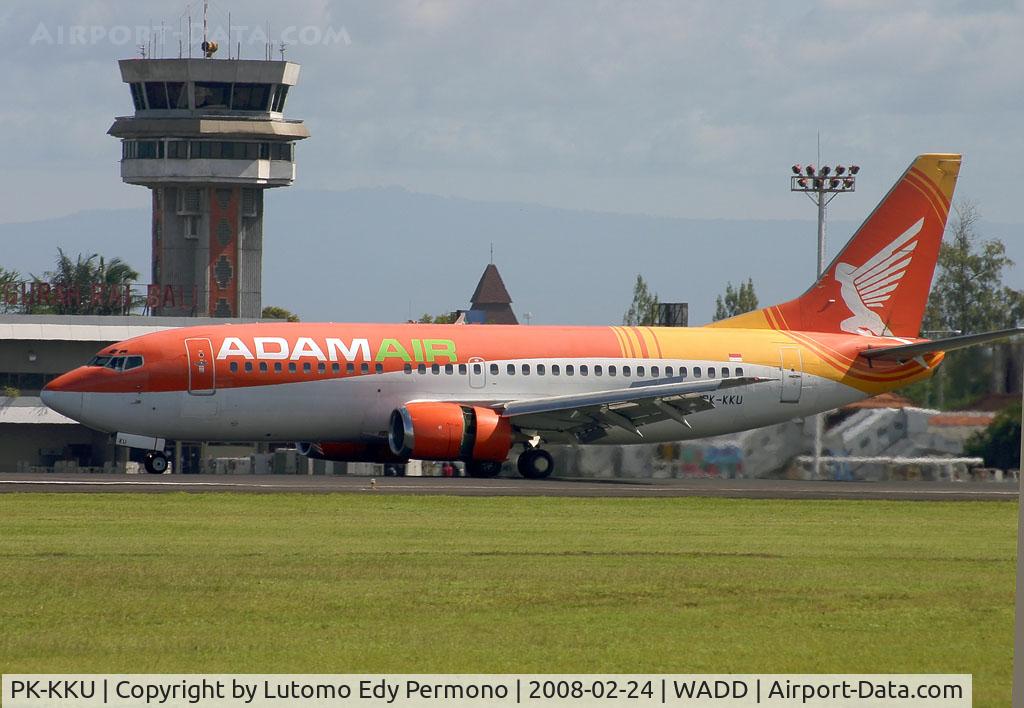 PK-KKU, 1988 Boeing 737-3Y0 C/N 23923, Just landed RW27