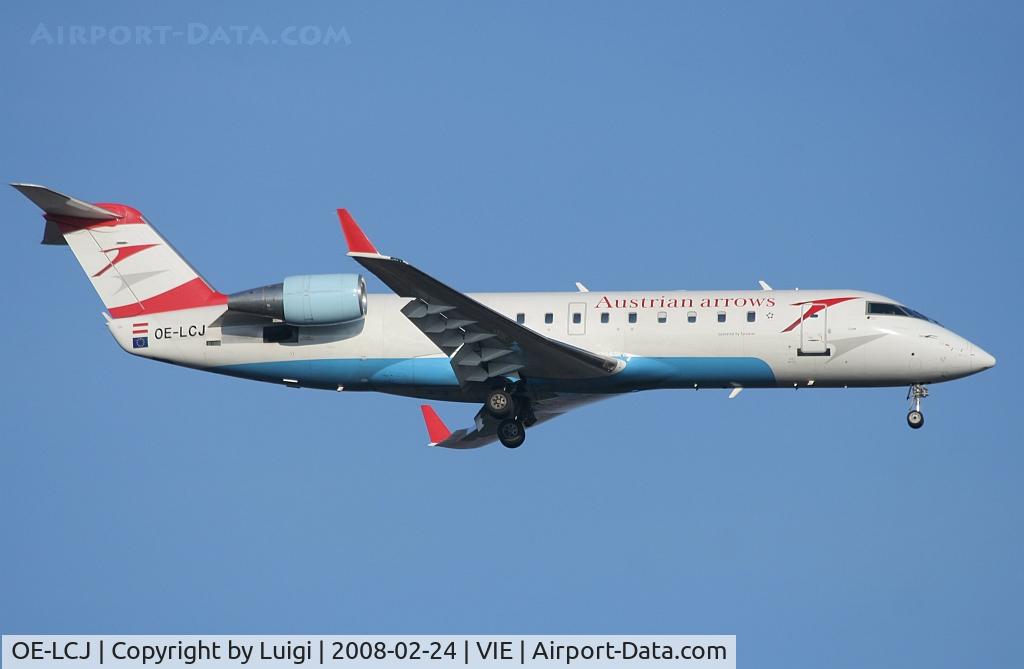 OE-LCJ, 1996 Canadair CRJ-200LR (CL-600-2B19) C/N 7142, Austrian Arrows CRJ