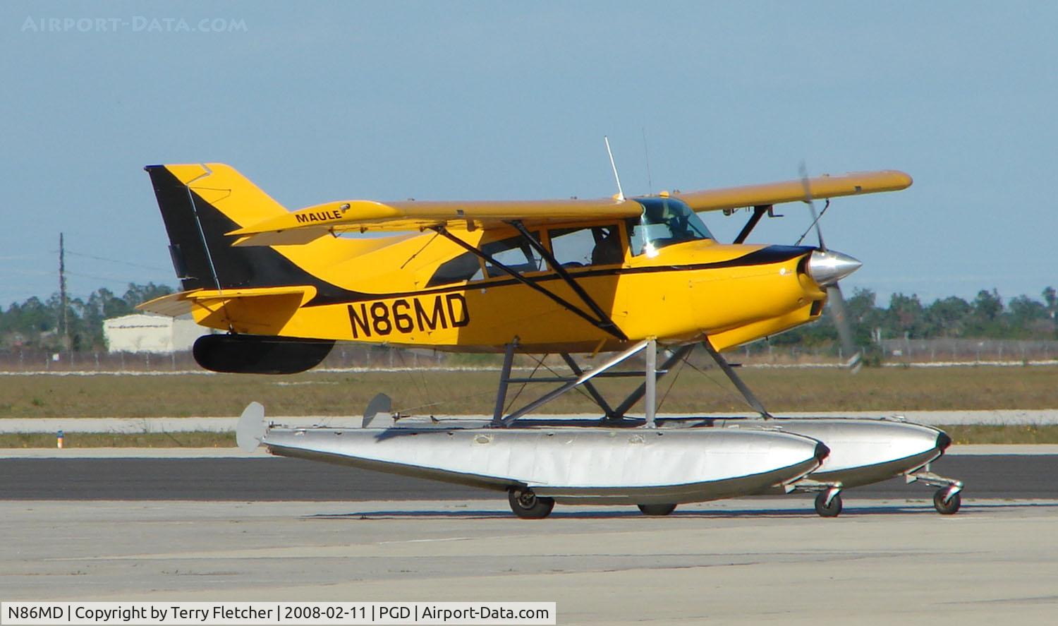 N86MD, 1988 Maule M-7-235 Super Rocket C/N 4050C, A Maule on floats at Charlotte County