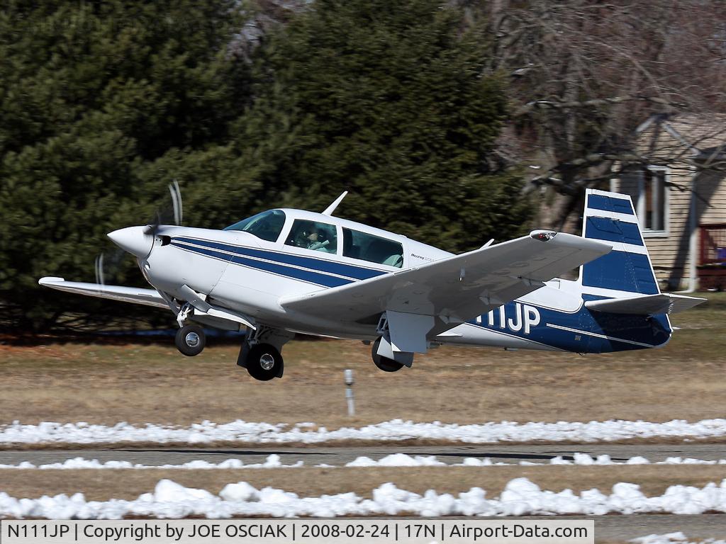 N111JP, Mooney M20J 201 C/N 24-1608, Taking off from Cross Keys