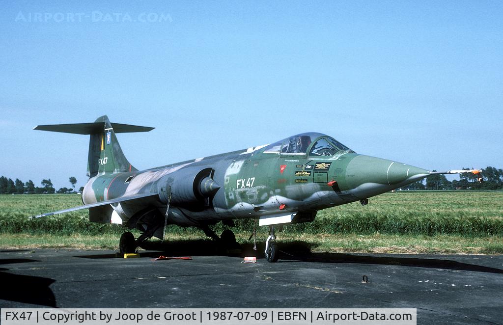 FX47, Lockheed F-104G Starfighter C/N 683-9090, After being wfu the Belgian Starfighters were stored at Koksijde. After a couple of years they became very weathered.
