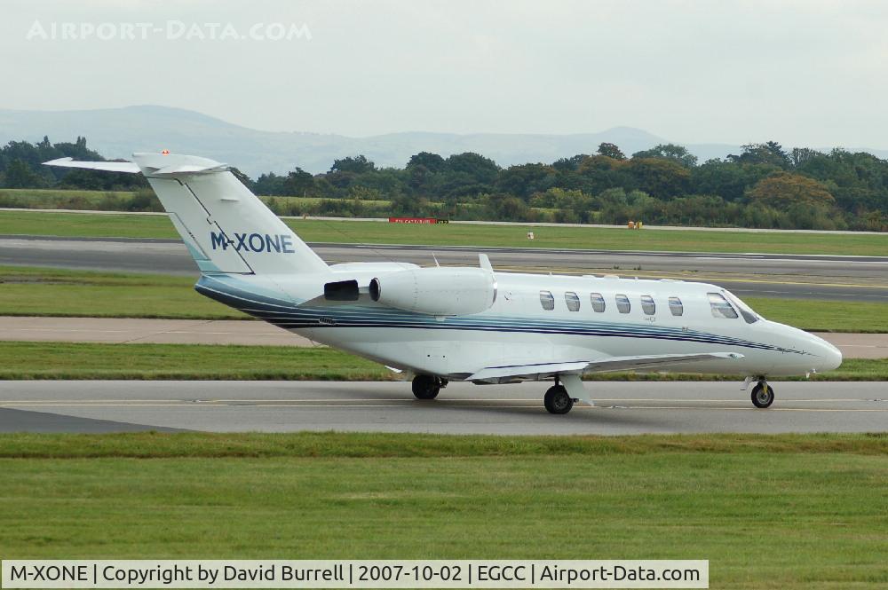 M-XONE, 2001 Cessna 525A CitationJet CJ2 C/N 525A-0031, Taxiing
