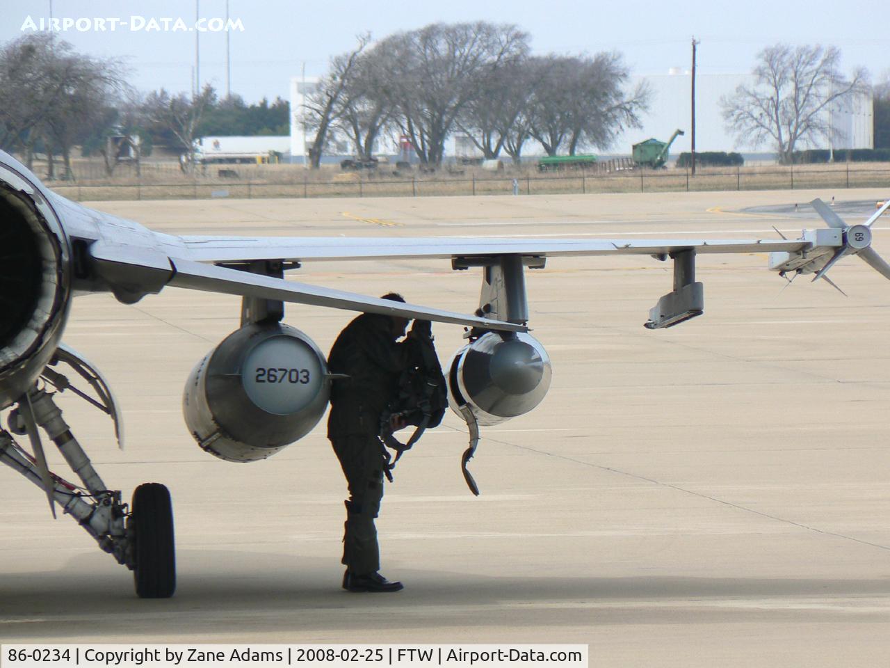86-0234, 1986 General Dynamics F-16C Fighting Falcon C/N 5C-340, At Alliance Ft Worth - Travel pod open