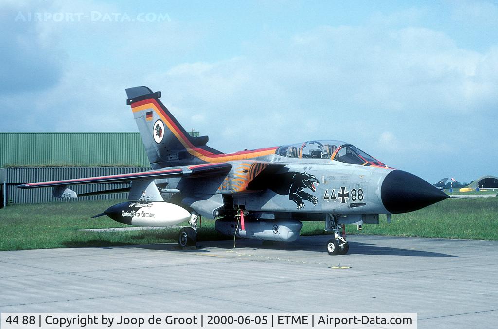 44 88, Panavia Tornado IDS C/N 475/GS141/4188, This Tornado was painted is special colors for the 40st anniversary of tactical recce in Germany.